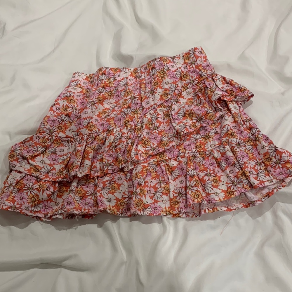 Girls target floral skirt. Size small